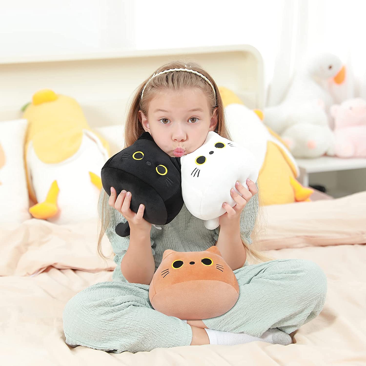 可爱的黑白和棕色组合猫毛绒玩具 - 柔软有弹性的儿童猫填充动物玩具，舒适的毛绒猫枕头玩偶，用于缓解压力、睡觉和装饰 3 件套